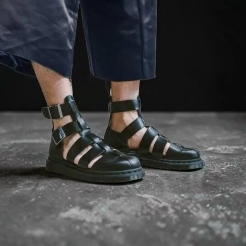 Dr Martens Geraldo Gladiator Sandals Black Leather Mens 10 Womens 11 EUC - Picture 9 of 11